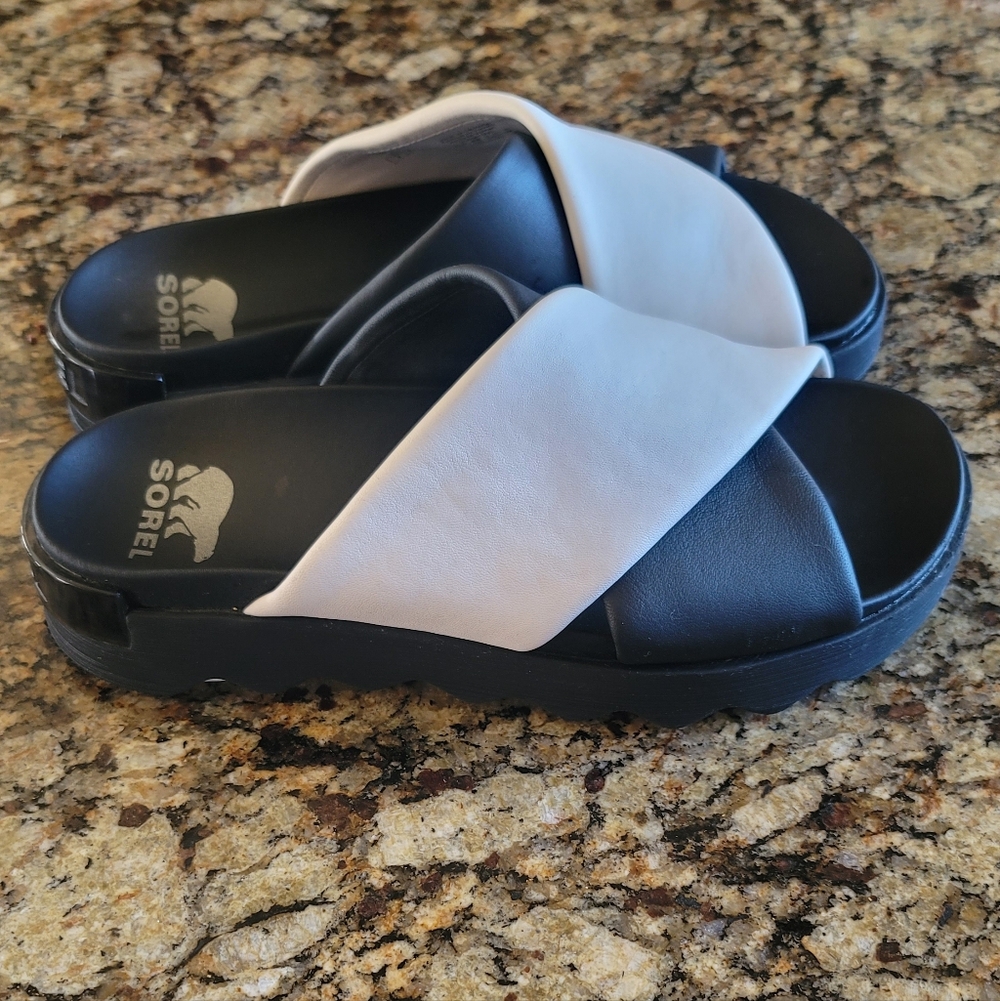 SOREL Viibe Platform Sandal - Size 8